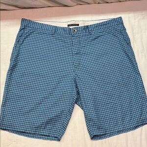 Theory Men's Blue Checkered Flat Front Chino Shorts - Size 38 - 9-inch Inseam